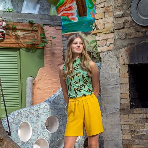 Tissu jersey viscose fleurs fond vert Tissu jersey viscose fleurs fond vert